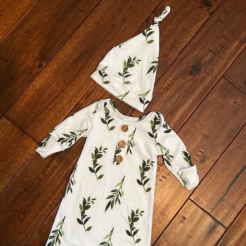 Caden Lane Knotted Gown